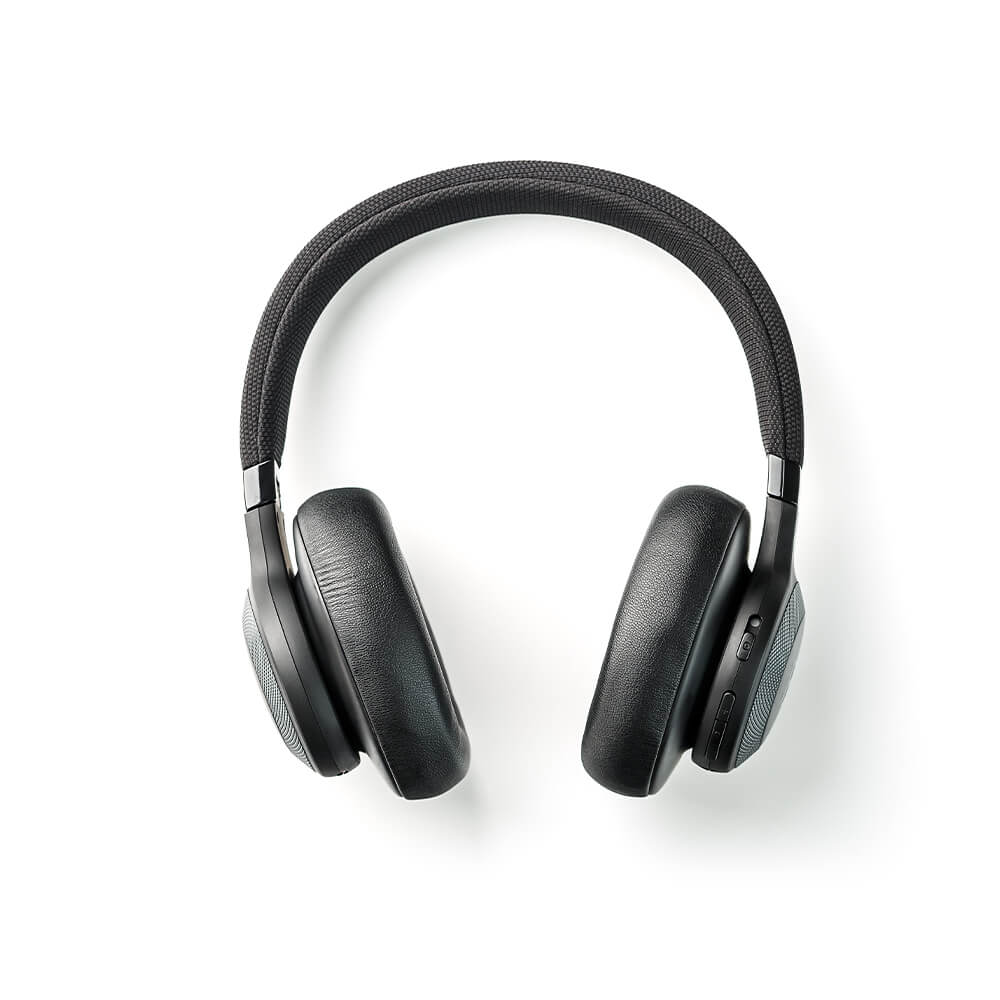 black-headphones